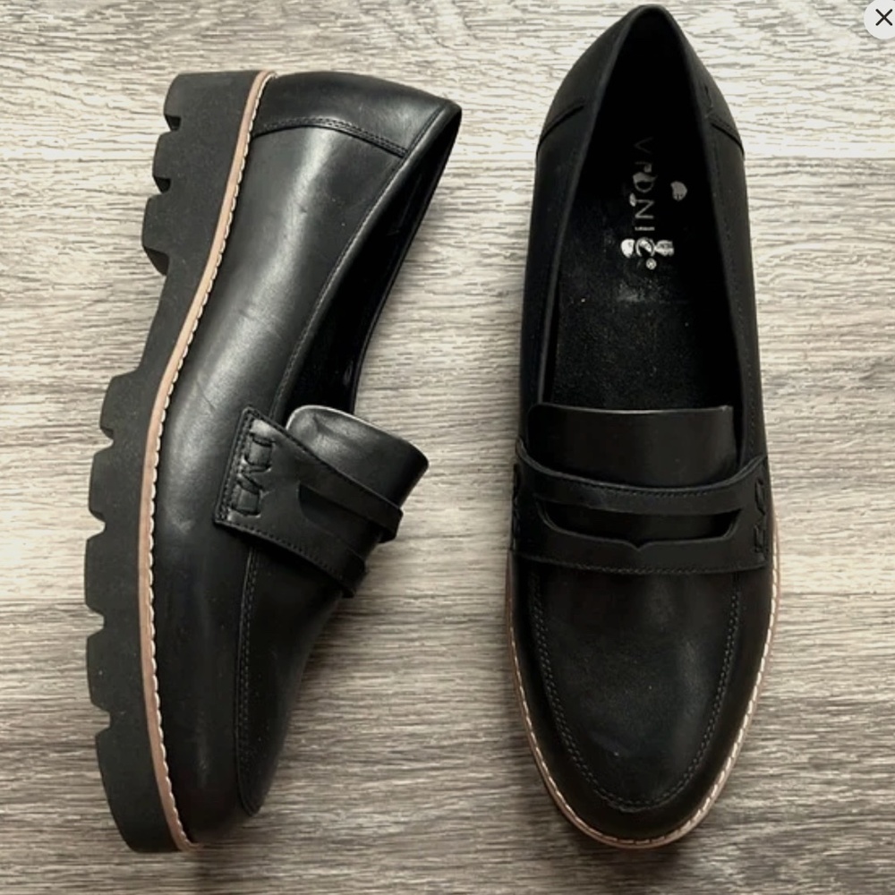 Vionic Hybrid Penny Loafers 9.5 Wide Womens